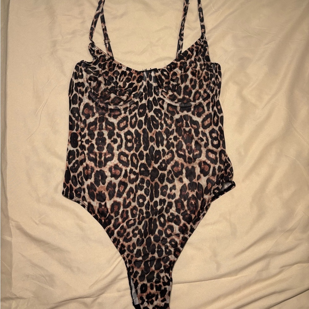 Fashion Nova Animal Print Bodysuit